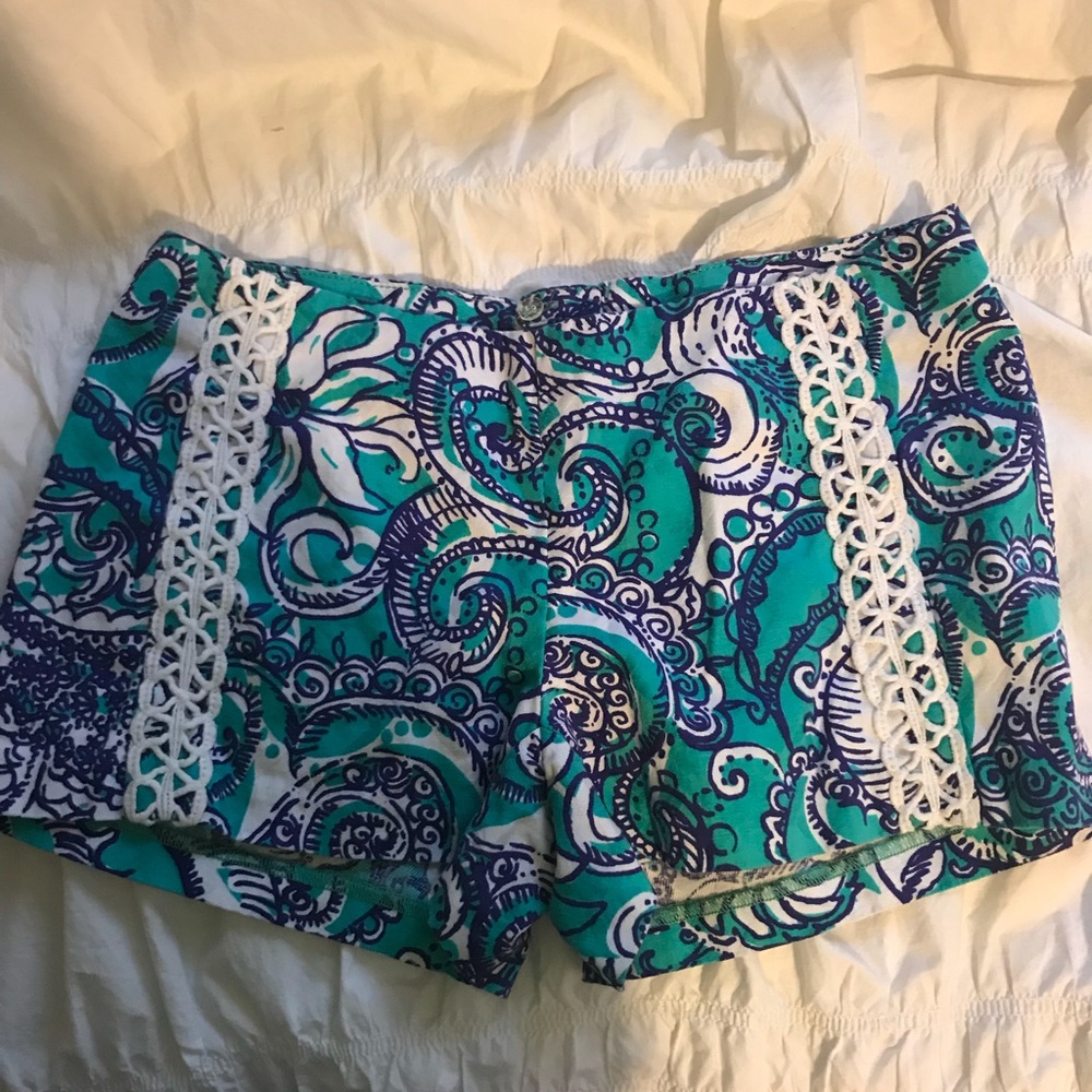 Lilly Shorts